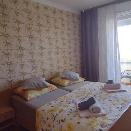 Apartmani Alen Dinjiška Exterior foto